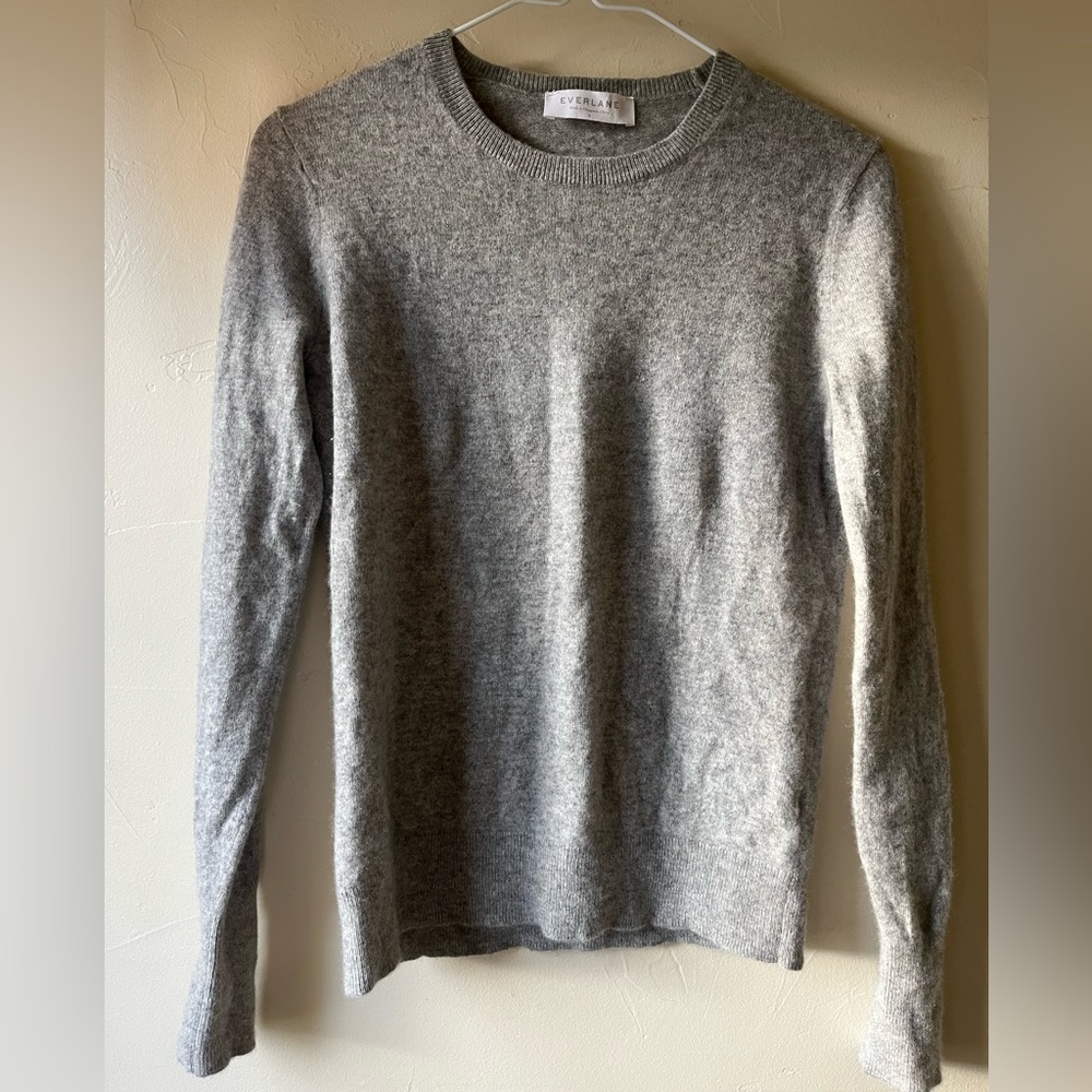100% Cashmere Everlane Sweater